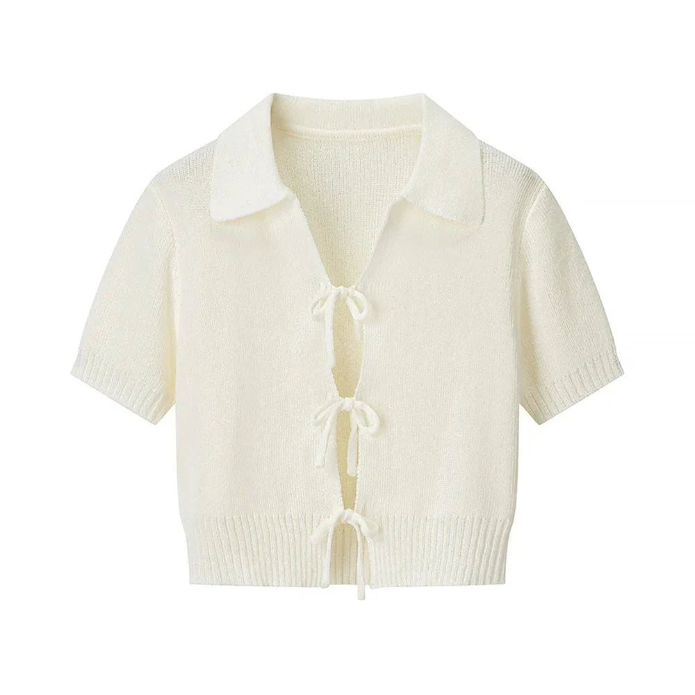 Short-sleeve knit cardigan with a collar on a white background