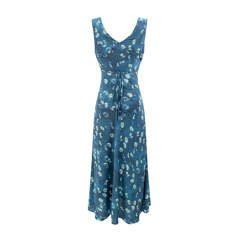 Back view of a v-neck sleeveless maxi dress with daisy print and tie waist