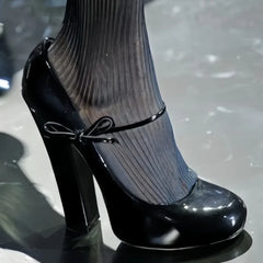 Butterfly Knot Square Heel Pumps