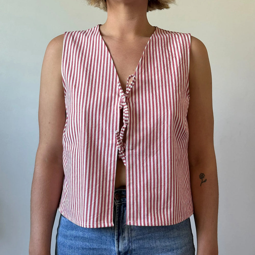 Red striped tie front sleeveless crop top