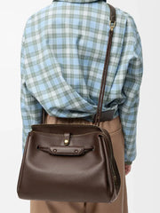 Structured Microfiber Leather Shoulder Bag – Modern Zip-Top Edition