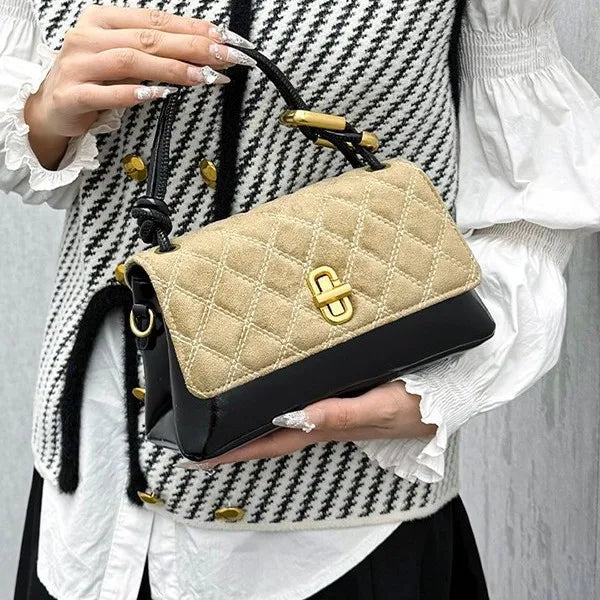 turn-lock quilted handbag