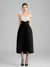 Spaghetti strap ruched bodice midi dress with floral shoulder appliqu�s