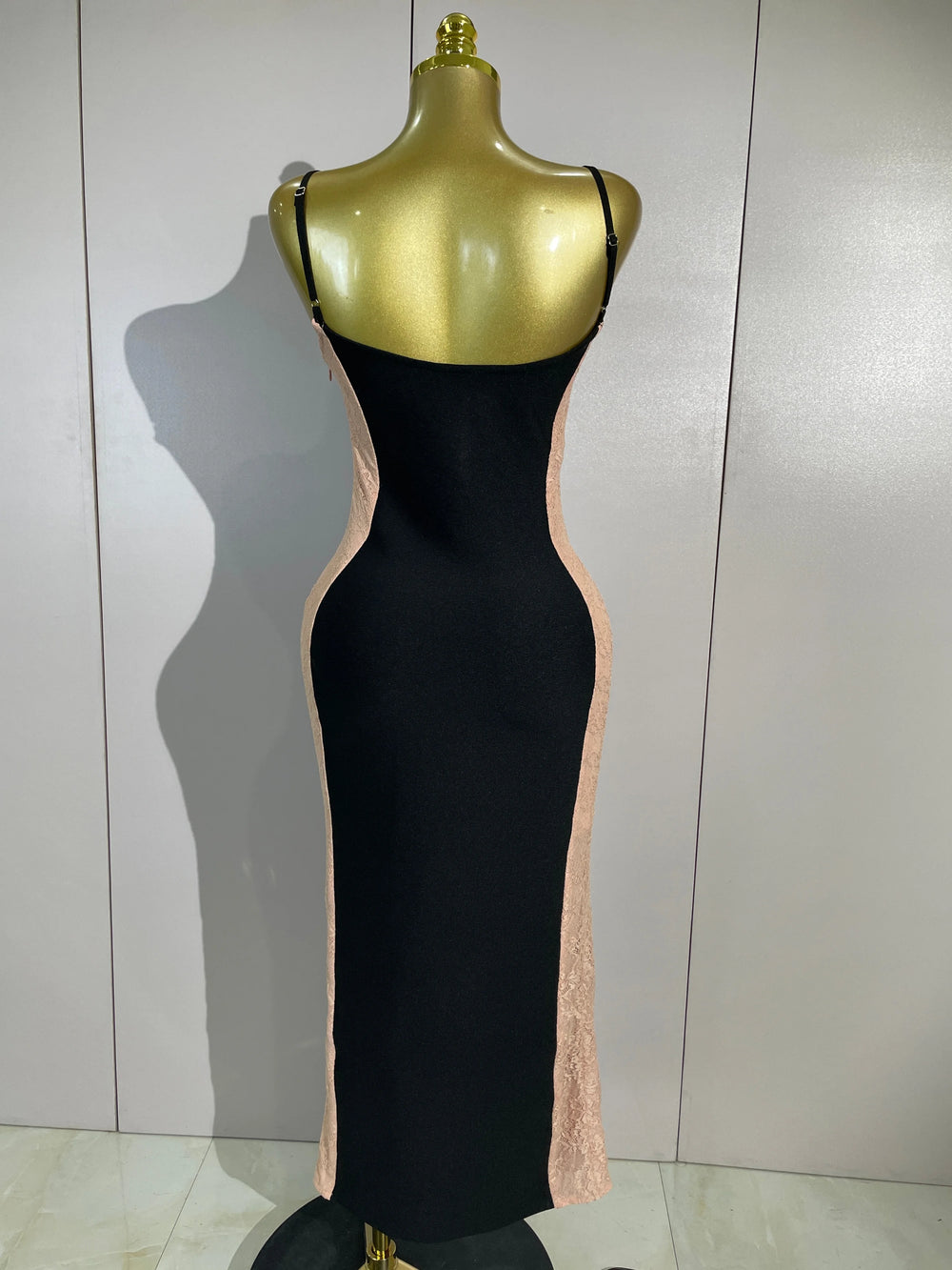 Lace trim colorblock midi dress back view