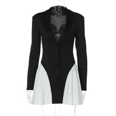 Black and white dress on a mannequin