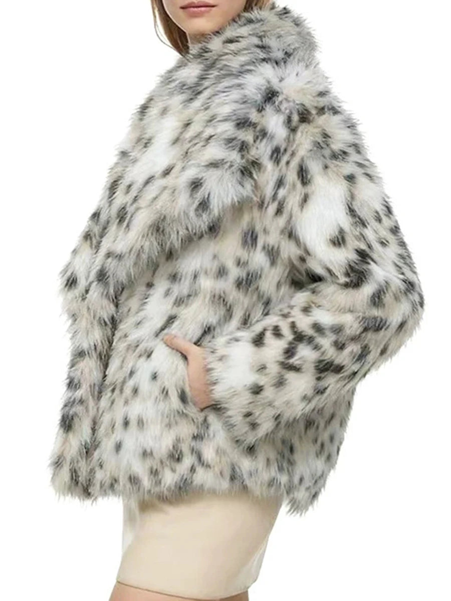 Spotted faux fur lapel jacket side view with pocket detail