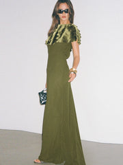 Green O-neck sleeveless maxi dress with accessories