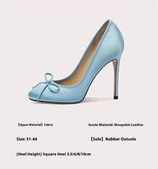Light blue high-heeled shoe with a bow on a white background, featuring product information text.