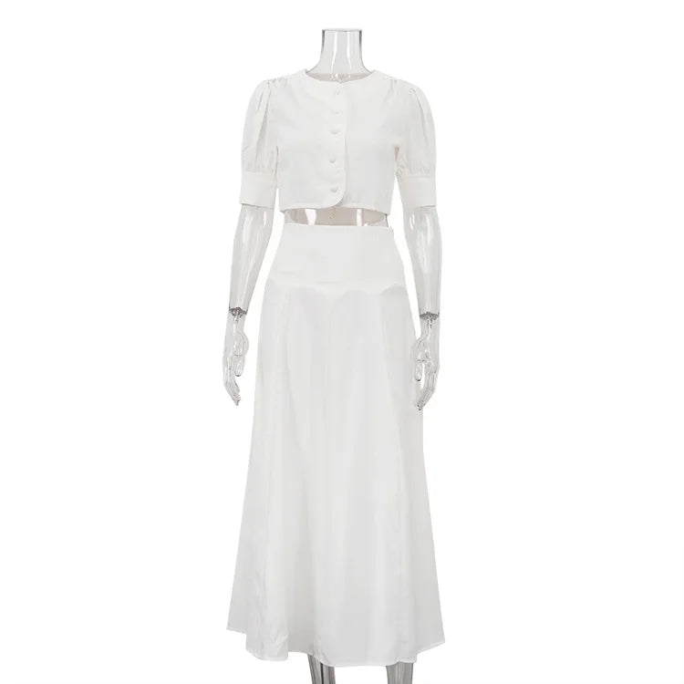 White dress on a mannequin against a white background
