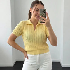 Knitted collared short sleeve v-neck textured pullover top