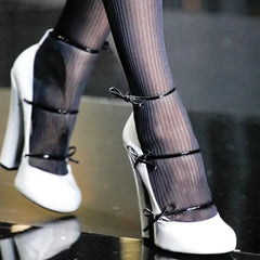 Butterfly Knot Square Heel Pumps