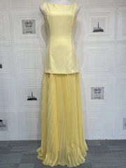 Boat Neck Sleeveless Pleated Maxi Dress