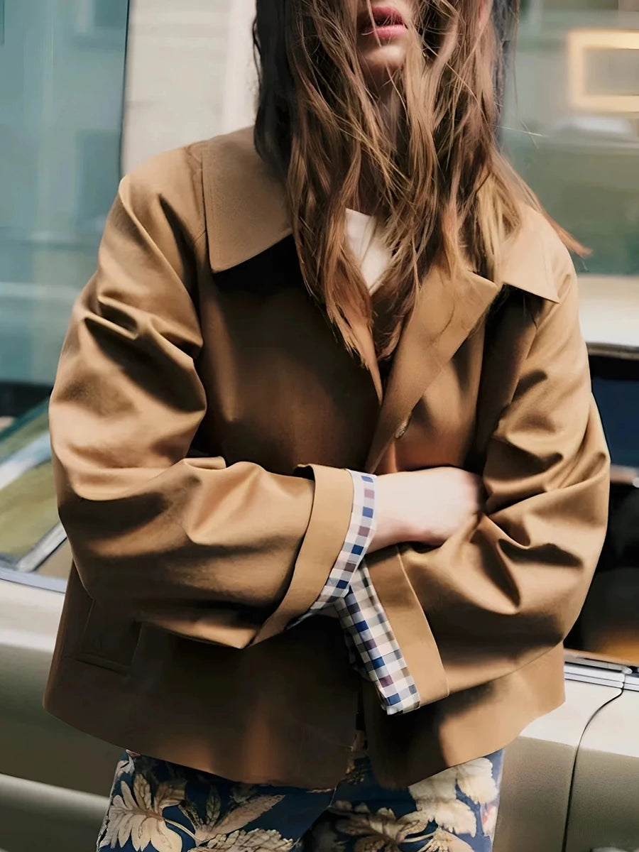 Checked cropped lapel jacket detail