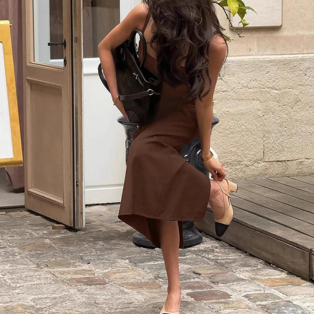 A-line empire waist brown maxi dress for timeless elegance