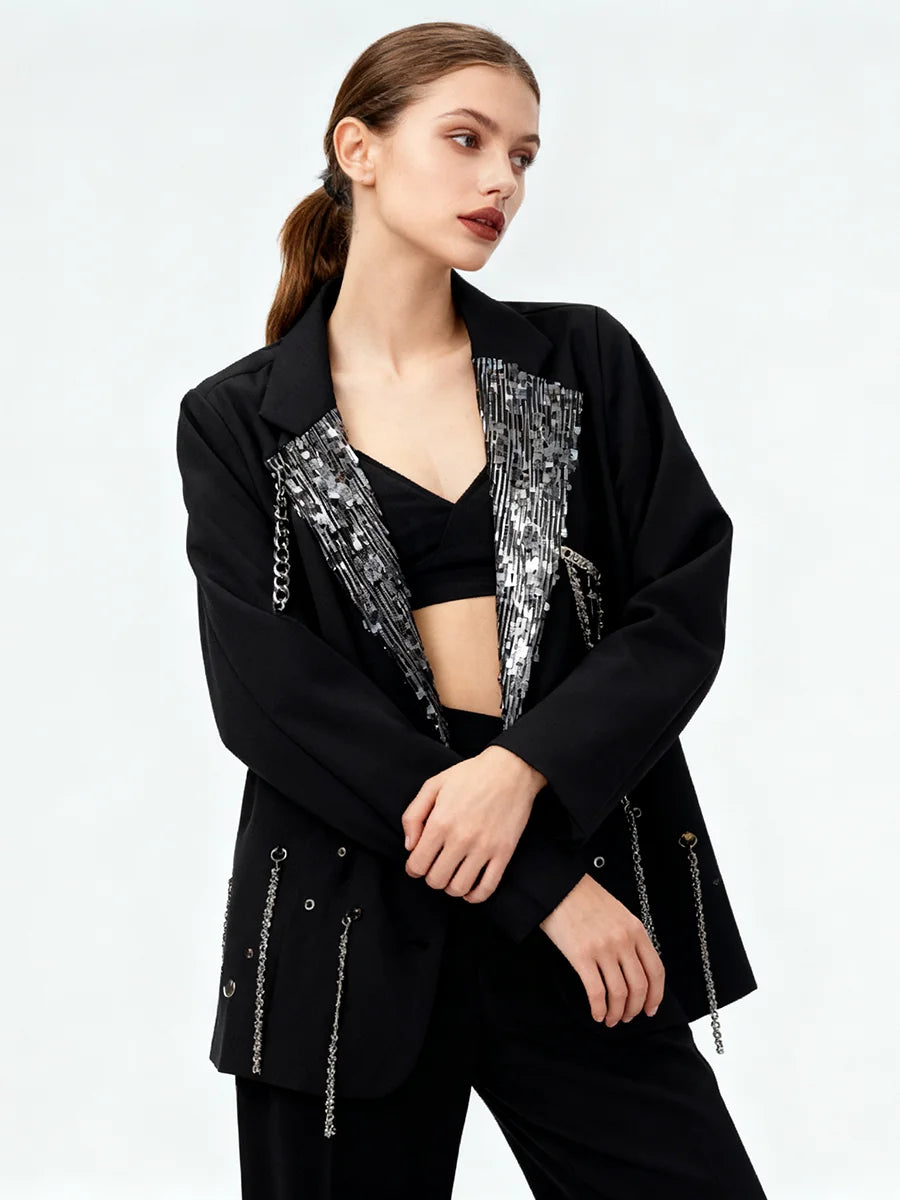 Black loose blazer with a sequin collar and relaxed silhouette