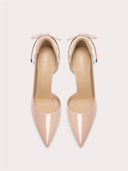 Butterfly-knot party pumps in beige patent leather