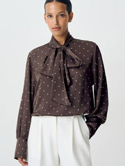 Casual polka dot top perfect for day to night autumn outfits