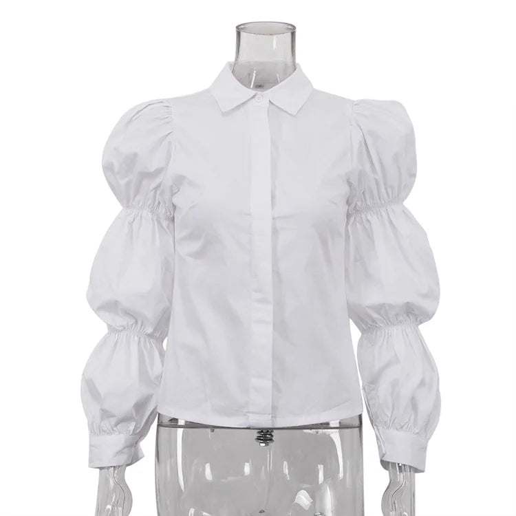 Classic white blouse with tailored collar for chic office looks