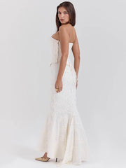 Sleeveless crop top and skirt outfit for clubs