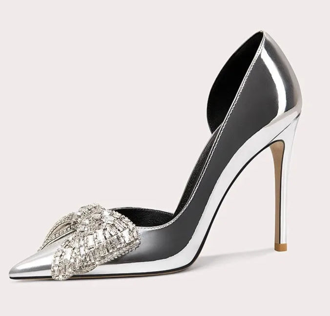 Patent crystal pointed party pumps in silver for special events
