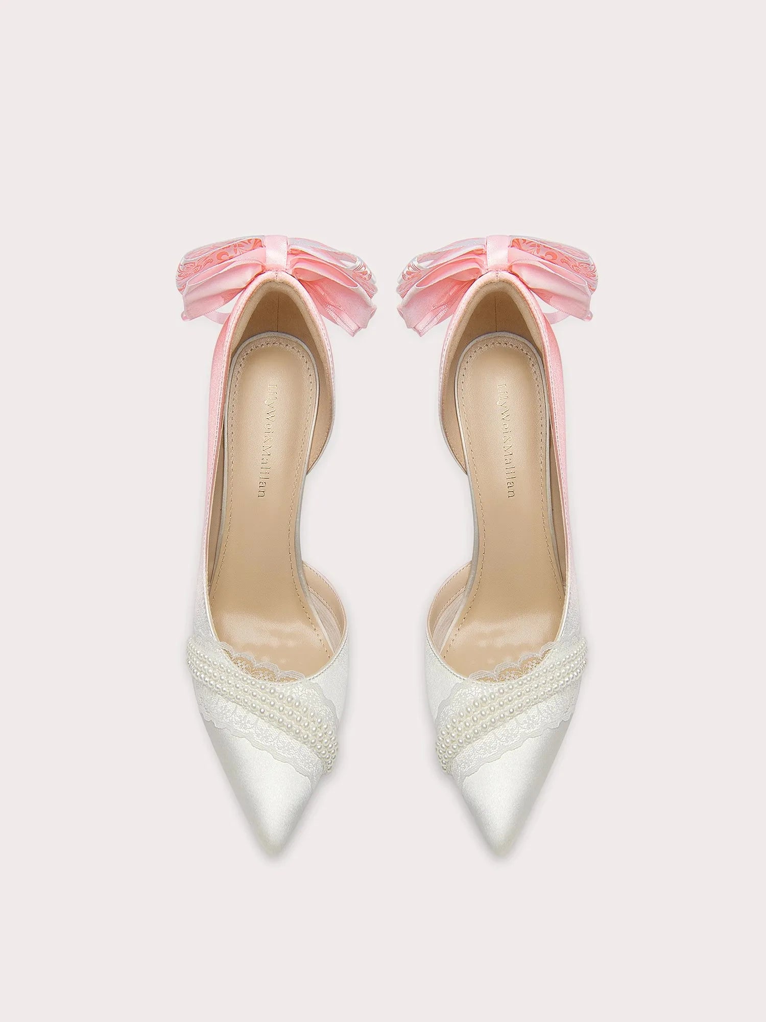 Side-cut silk sandals with lace bow and thin heel