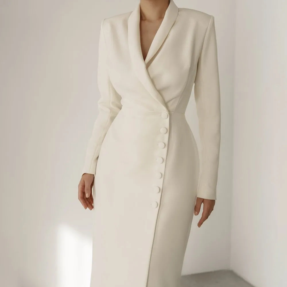 Single-breasted white maxi coat for modern office chic and formal events