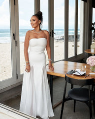 Sleek chest wrap formal dress, ideal for parties and galas