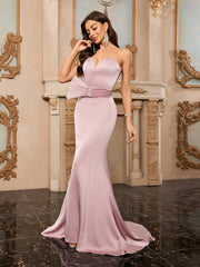 Sleek sleeveless party gown for formal occasions