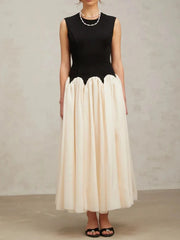 Sleeveless folds party dress with slim formal fit