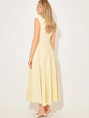 Sleeveless o-neck formal gown in pastel yellow