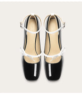 Square toe patent leather pumps with bow detail