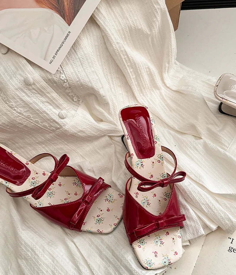 Women’s summer wedge heel slippers with bow accent