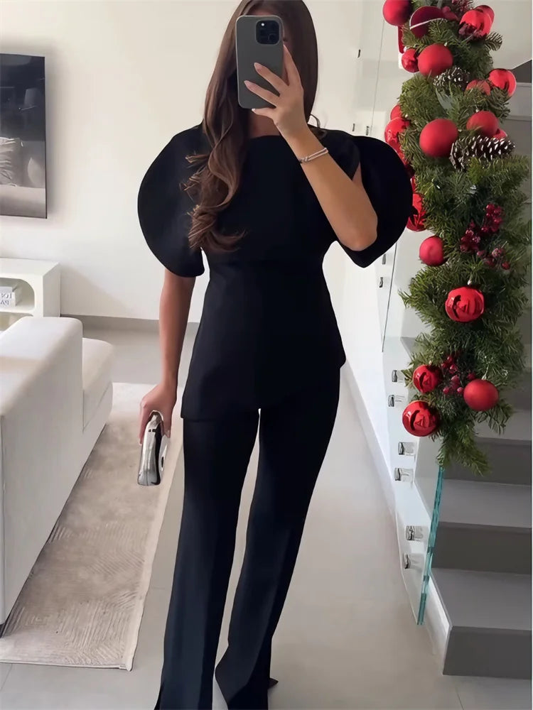 Short sleeve high-stretch knit top with defined silhouette