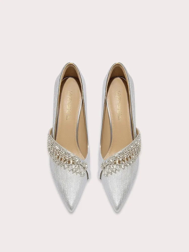 Front view of silver rhinestone tassel wedding pumps