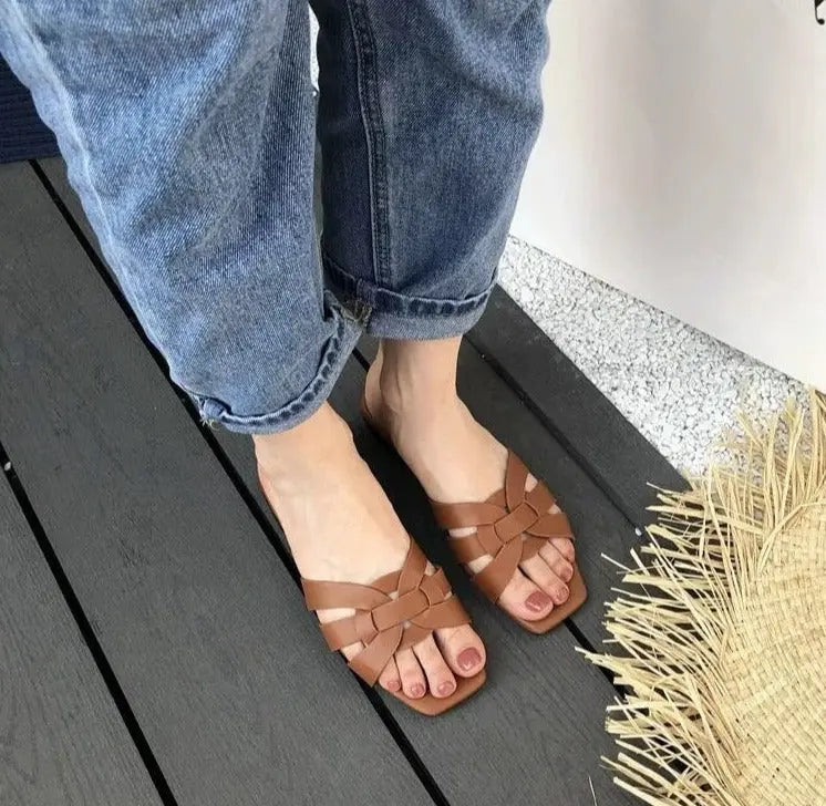 Open Toe Flat Casual Leisure Sandals - Golden Atelier