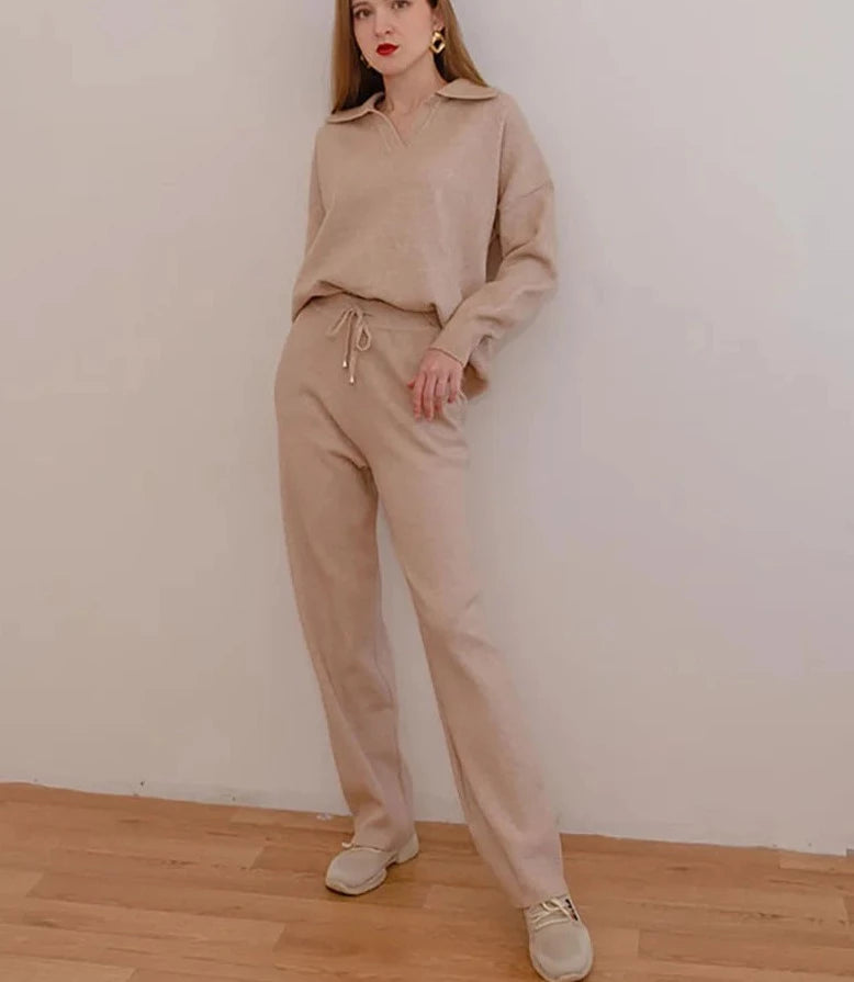 Polo Collar Sweater and Straight Pant Knitted Sweater Suit