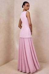 Boat Neck Sleeveless Pleated Maxi Dress