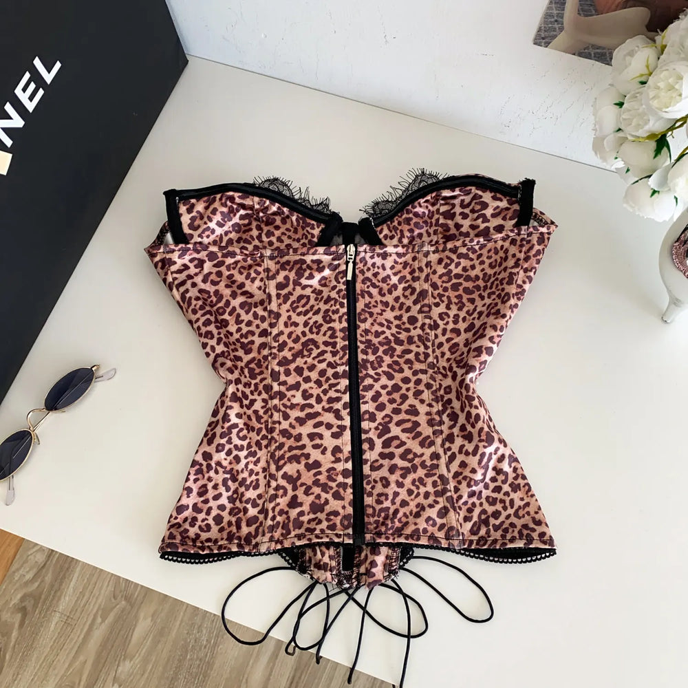 Leopard print corset top with zipper closure