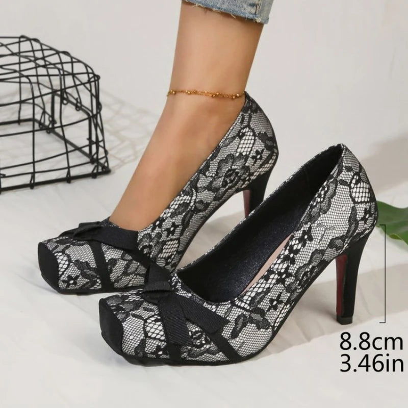Pair of lace bow square toe high heels with size detail