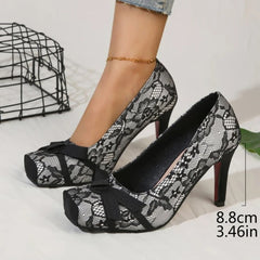 Pair of lace bow square toe high heels with size detail