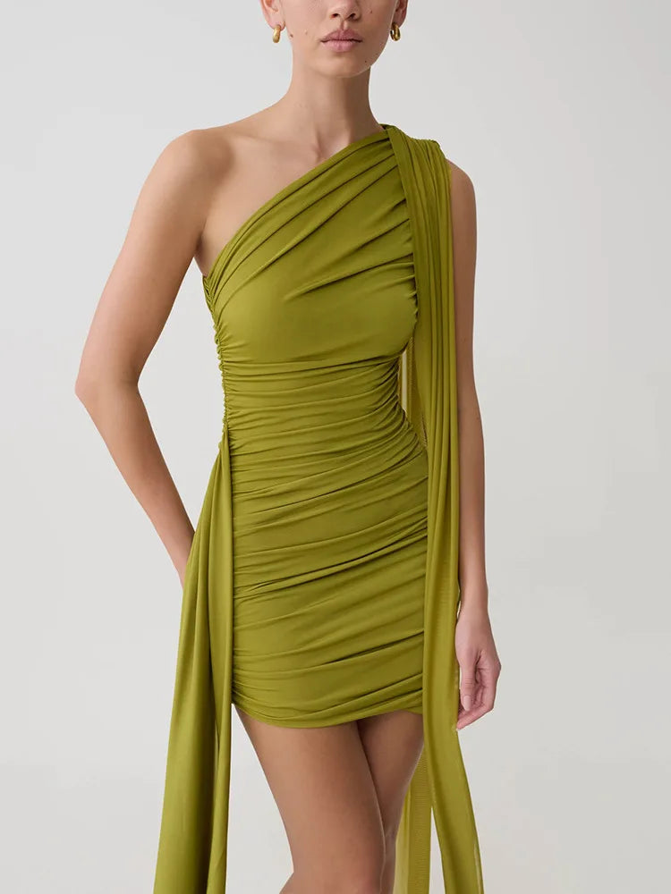 One-shoulder ruched mini dress in green