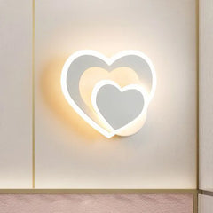 LED Heart-shaped Nordic Wall Lamp Minimalist Postmodern Creative Bedroom Living Room Corridor Background Wall Bedside Lamp - Golden Atelier