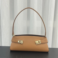 Lock Detail Color-Blocking Shoulder Bag