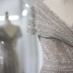 Close-up of the delicate cap sleeves. Golden atelier 4              