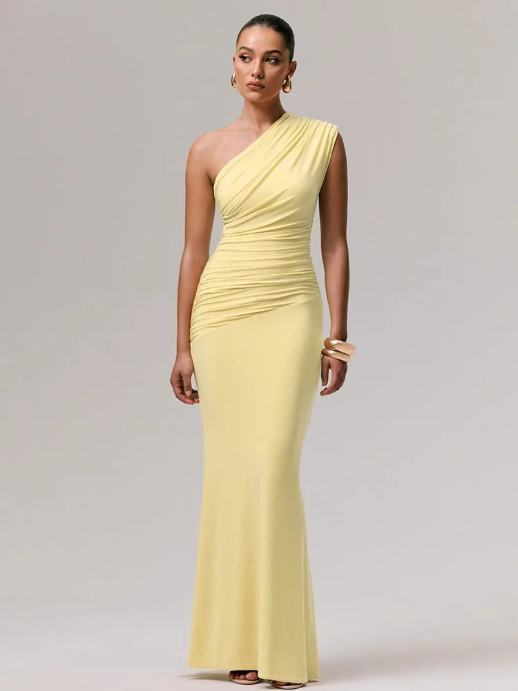 One-shoulder ruched gown in yellow