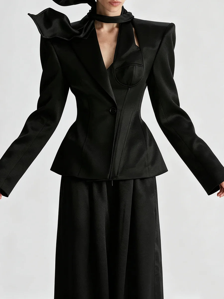 Jacket with hollow out lapel collar
