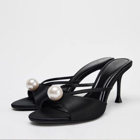 Pearl Embellished Heeled Dress Shoes