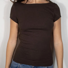 Front view of a slim fit short sleeve O-neck top