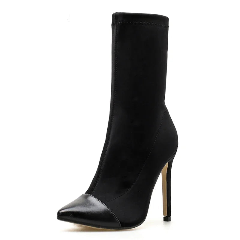 Black high-heeled ankle boot on a white background with 'Eilyken' branding.