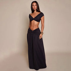 Twisted V-neck crop top with short sleeves and gathered maxi skirt in black